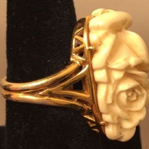 Vintage Signed Trifari Carved Rose Lucite Ring